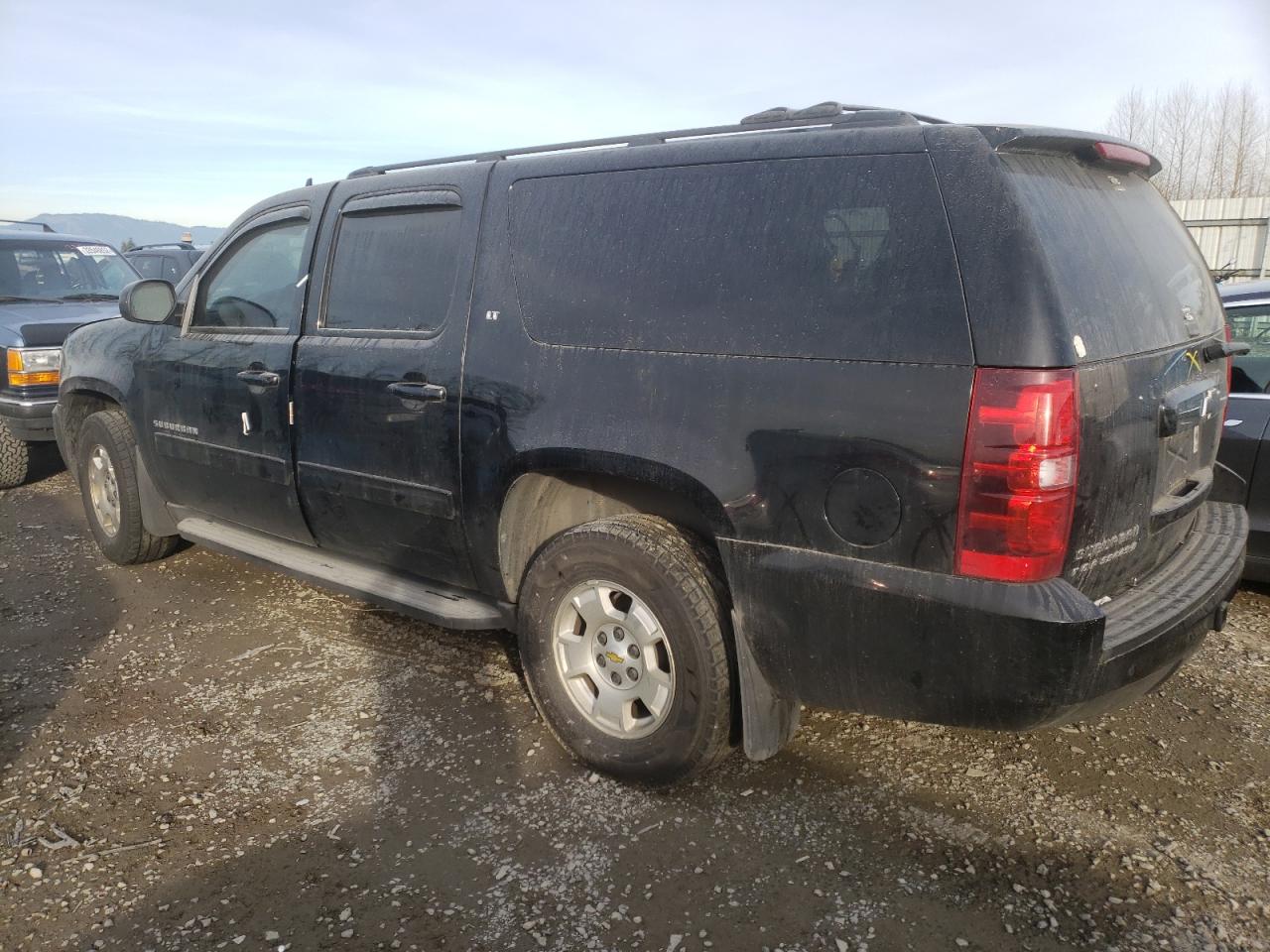 Photo 3 from auction – 2013 CHEVROLET SUBURBAN C with VIN 1GNSCJE00DR268005