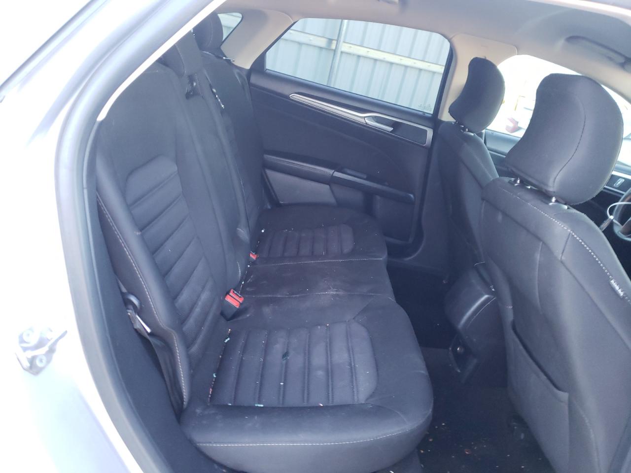 Photo 6 from auction – 2018 FORD FUSION SE with VIN 3FA6P0HD3JR234881