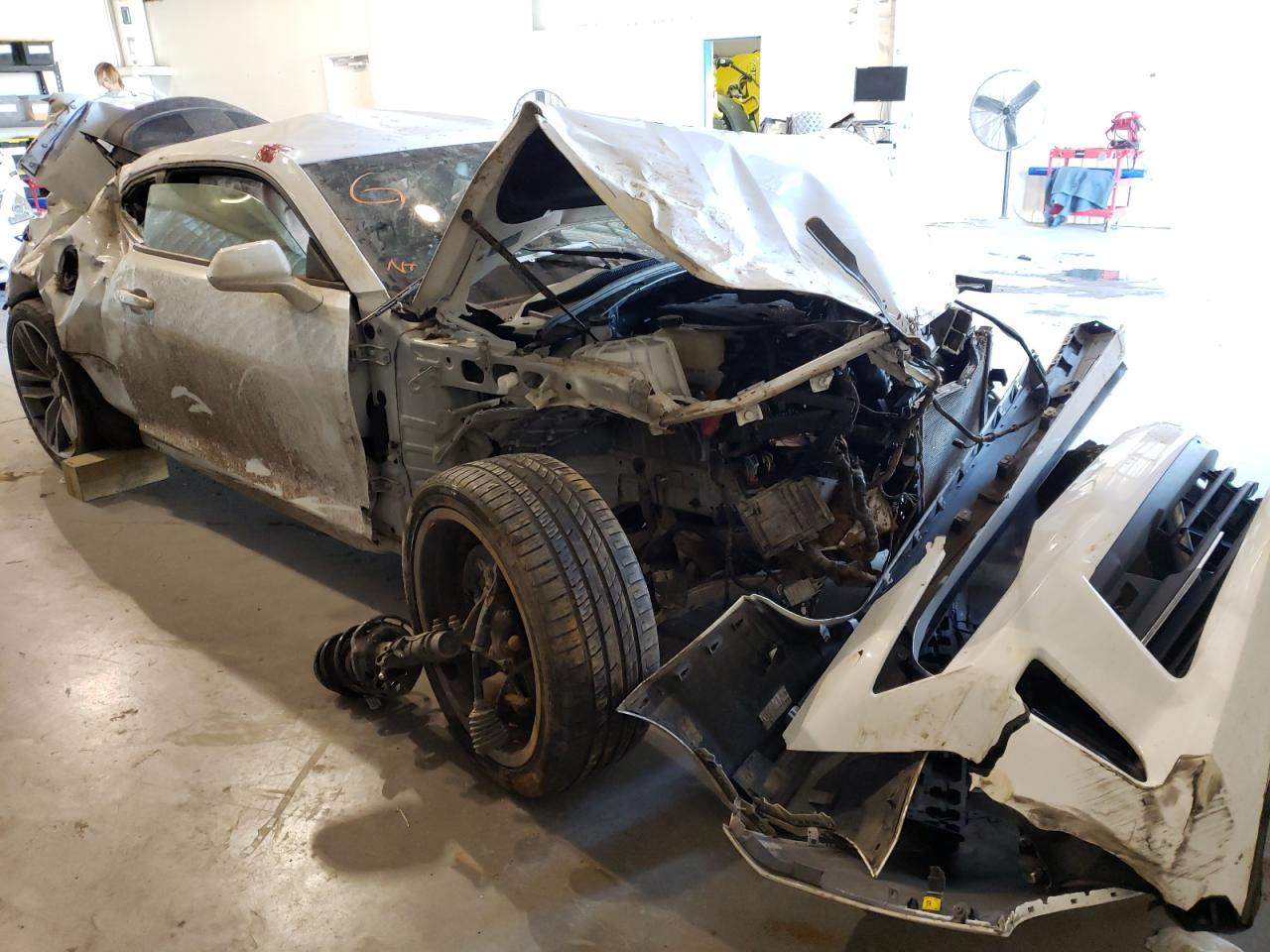 CHEVROLET CAMARO LT 2018 with VIN 1G1FD1RS5J0182913 - Photo from auction