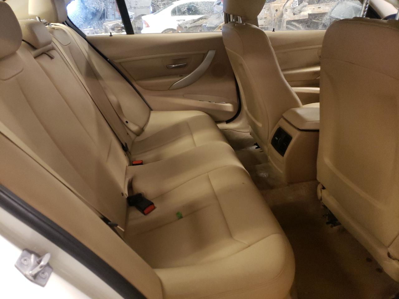 Photo 6 from auction – 2014 BMW 320 I with VIN WBA3B1C51EK131161