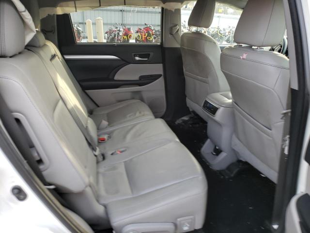 Photo 6 from auction – 2016 TOYOTA HIGHLANDER with VIN 5TDJKRFH5GS257730