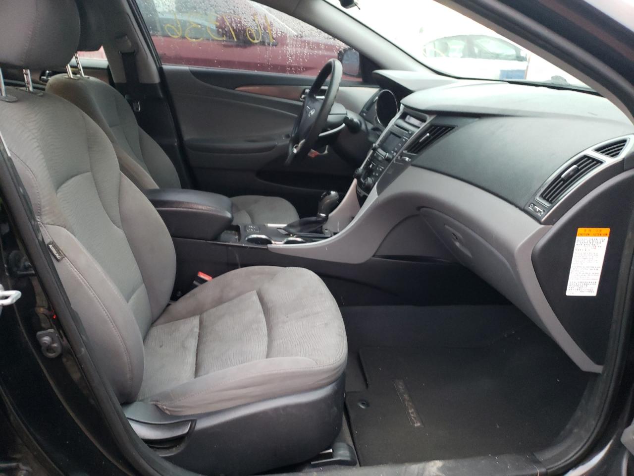 Photo 5 from auction – 2015 HYUNDAI SONATA HYB with VIN KMHEC4A48FA135344