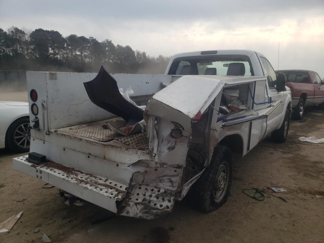 Photo 4 from auction – 2013 FORD F250 SUPER with VIN 1FDBF2A63DEB59587