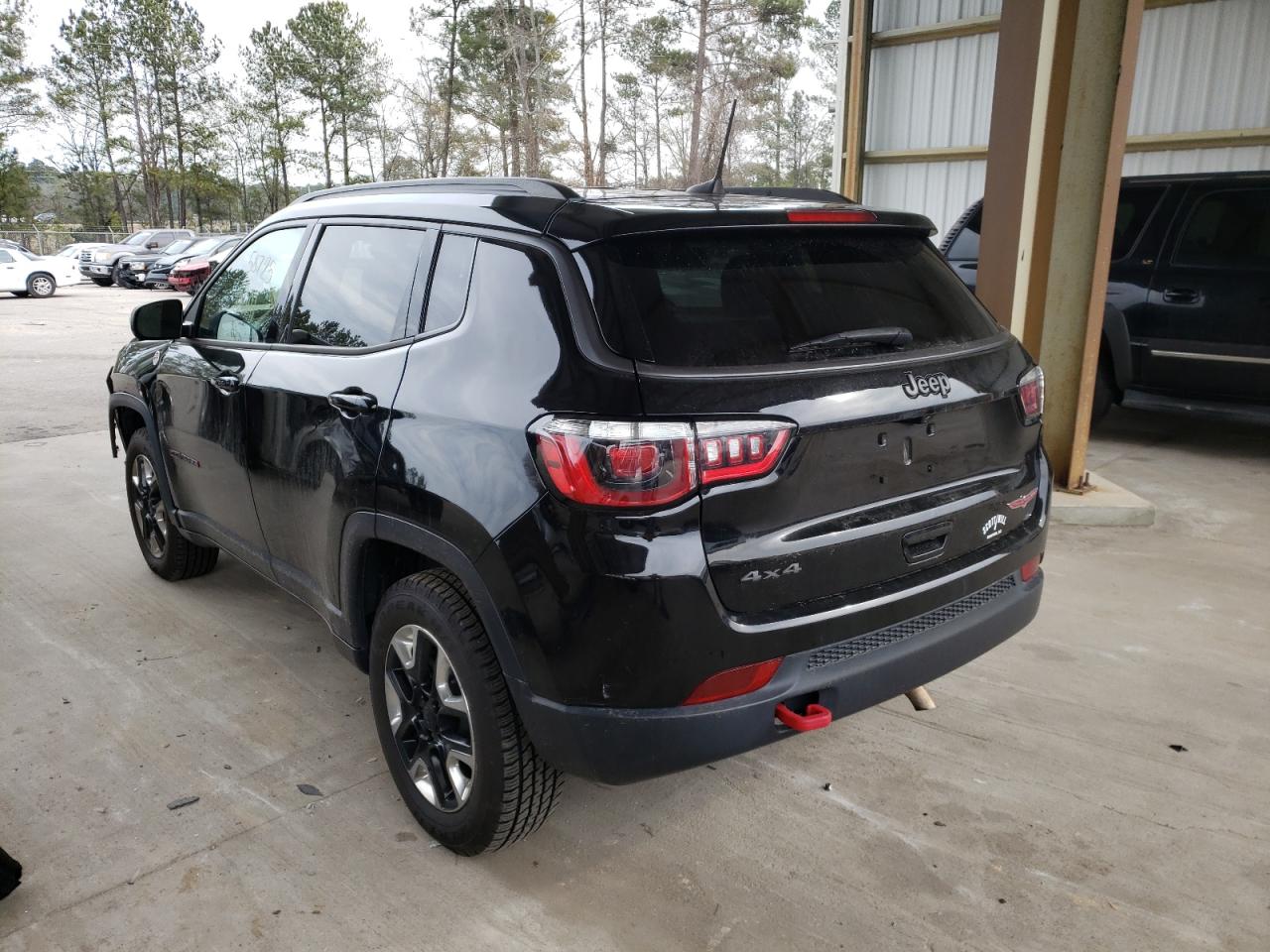 Photo 3 from auction – 2017 JEEP COMPASS TR with VIN 3C4NJDDB9HT635139