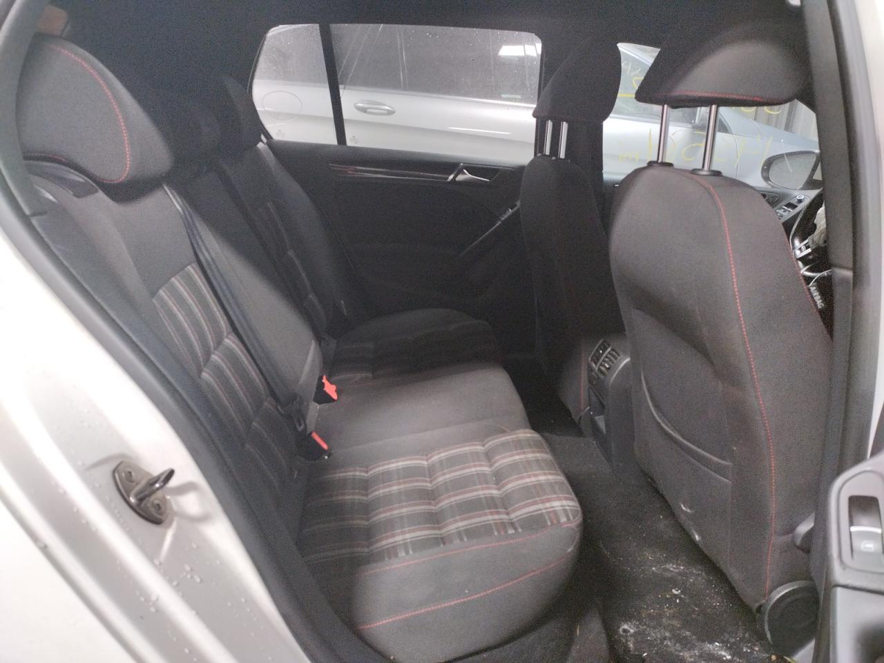 Photo 6 from auction – 2011 VOLKSWAGEN GTI with VIN WVWHD7AJ6BW142702