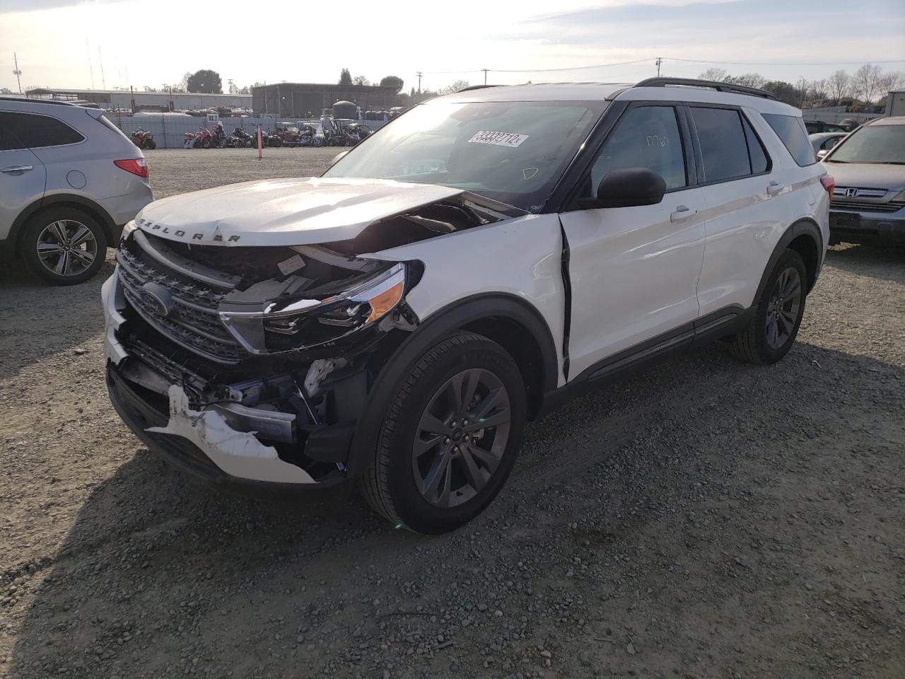 Photo 2 from auction – 2021 FORD EXPLORER X with VIN 1FMSK8DH9MGB02746