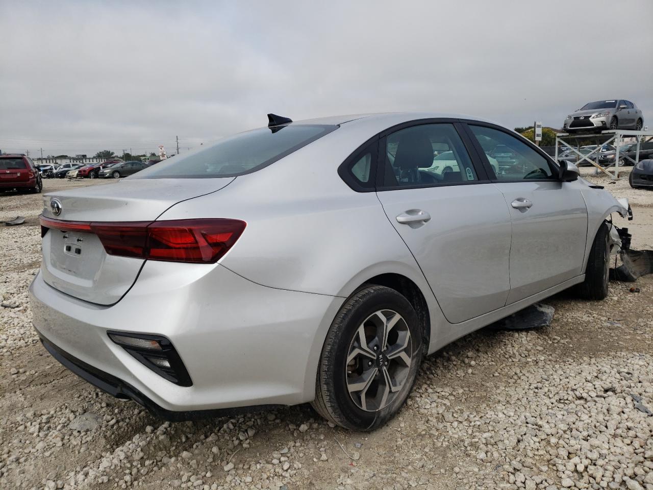 Photo 4 from auction – 2020 KIA FORTE FE with VIN 3KPF24AD1LE223012