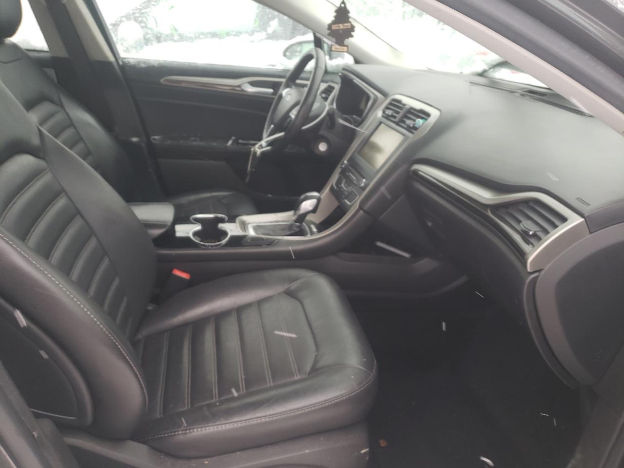 Photo 5 from auction – 2016 FORD FUSION SE with VIN 3FA6P0HD7GR272252