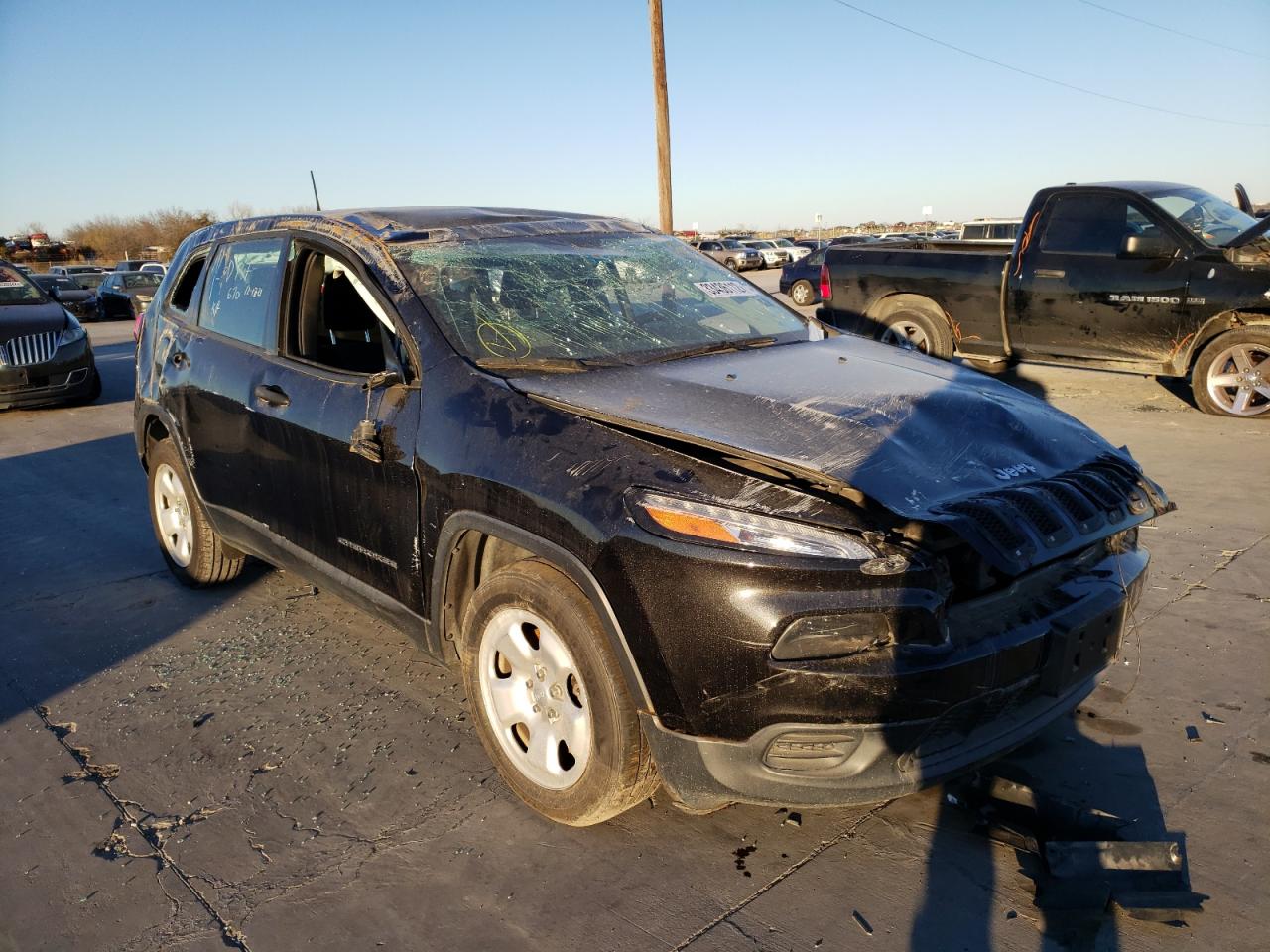 JEEP CHEROKEE S 2016 with VIN 1C4PJLAB3GW273020 - Photo from auction