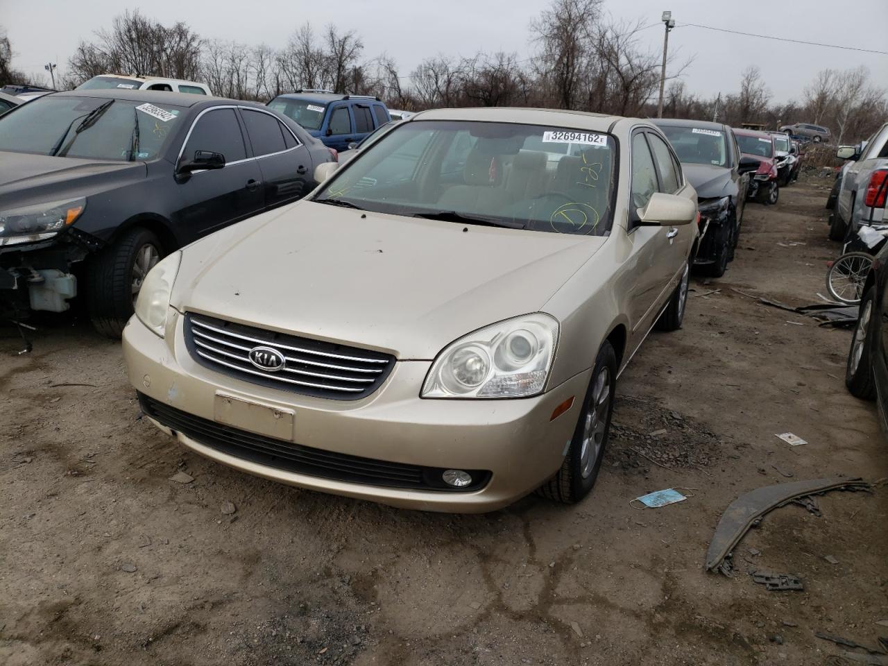 Photo 2 from auction – 2007 KIA OPTIMA LX with VIN KNAGE123775085605