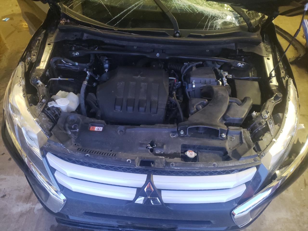 Photo 7 from auction – 2019 MITSUBISHI ECLIPSE CR with VIN JA4AT3AA6KZ019570