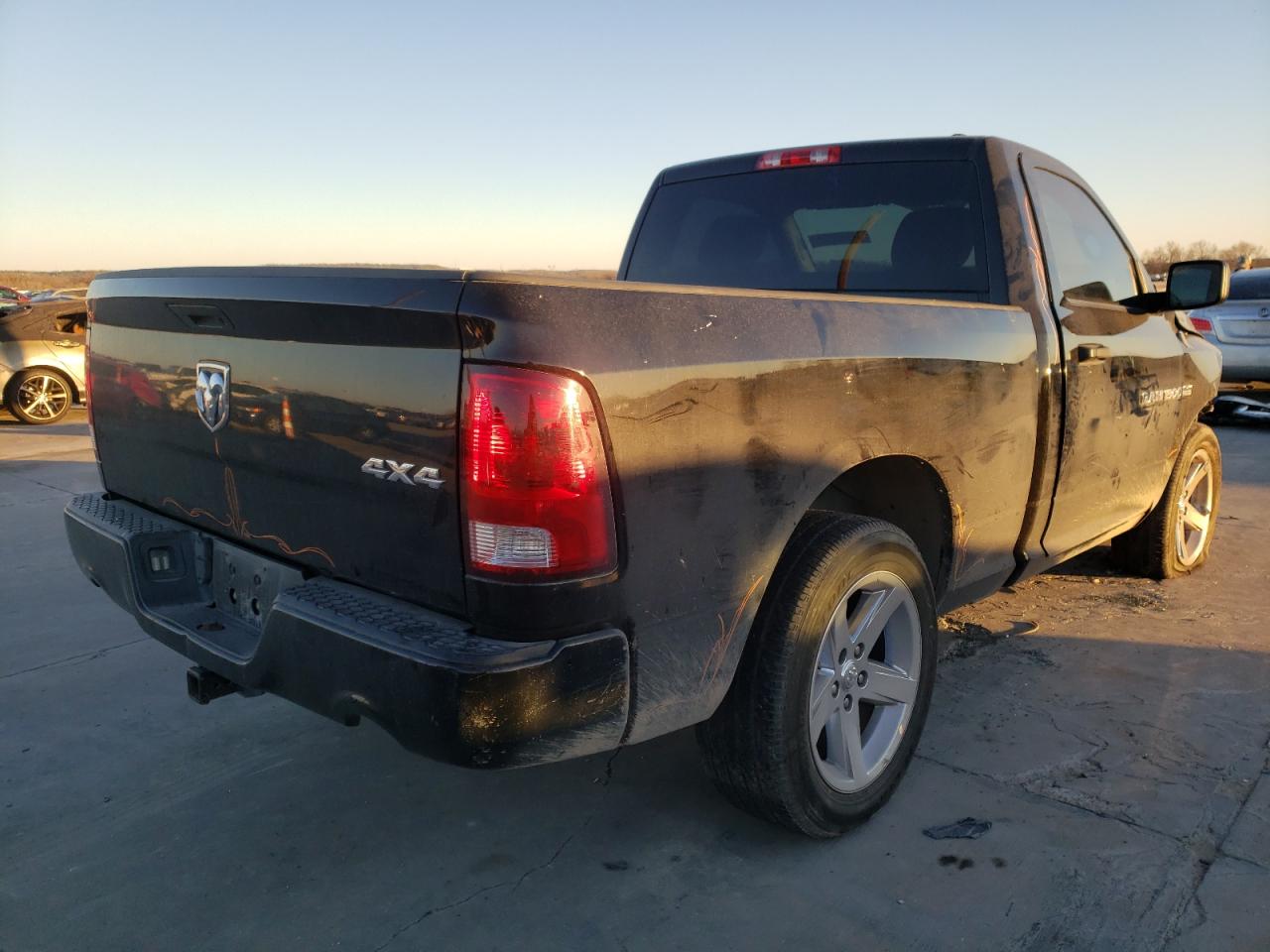 Photo 4 from auction – 2012 DODGE RAM 1500 S with VIN 3C6JD7AT5CG280404