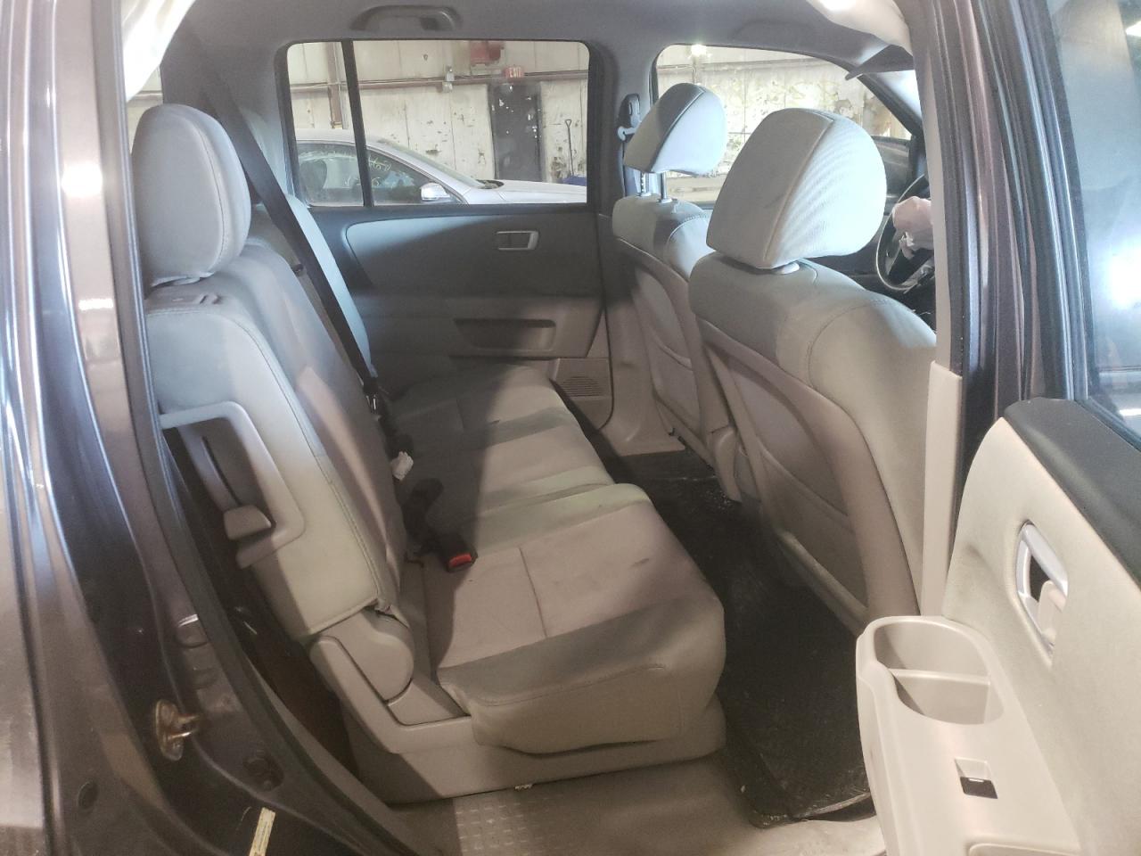 Photo 6 from auction – 2014 HONDA PILOT EX with VIN 5FNYF4H43EB014516