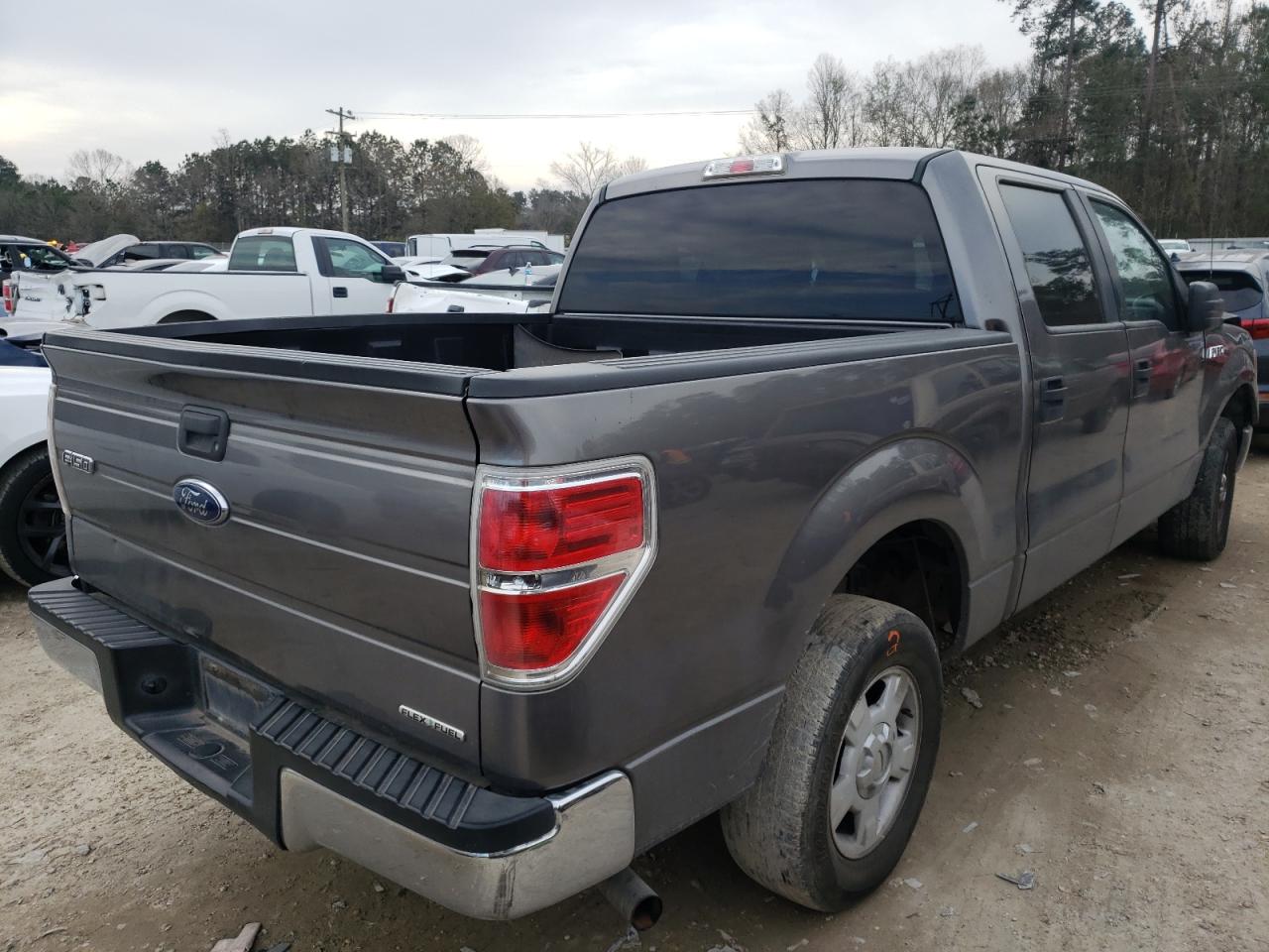 Photo 4 from auction – 2013 FORD F150 SUPER with VIN 1FTEW1CM3DFB46176