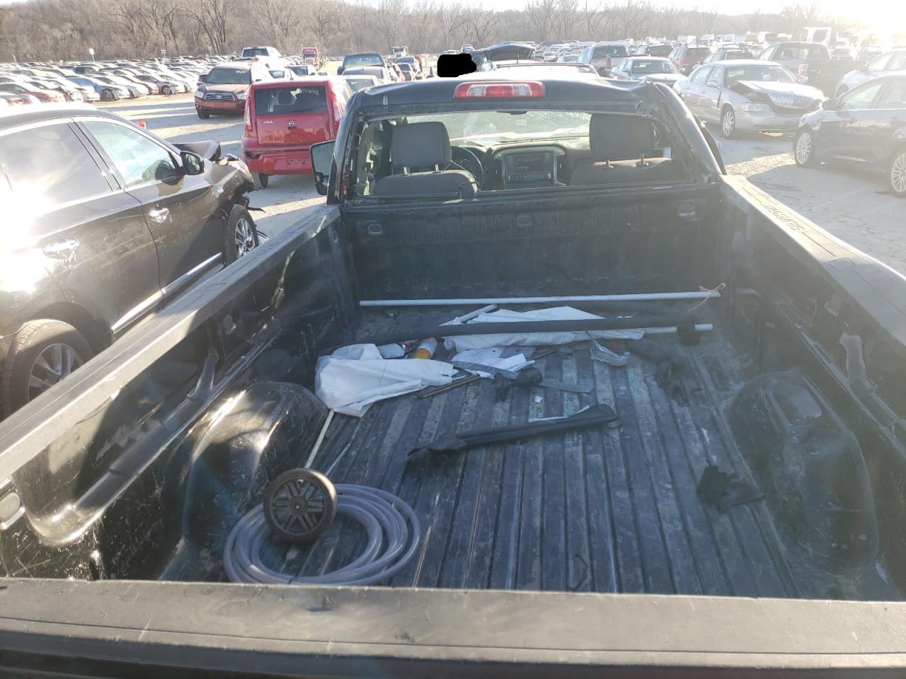 Photo 6 from auction – 2016 CHEVROLET SILVERADO with VIN 1GC0KVEG1GZ128024