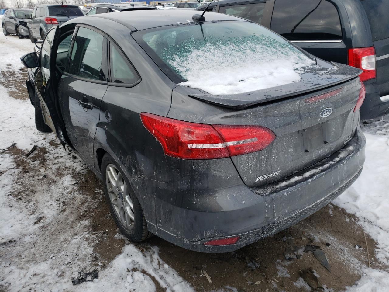 Photo 3 from auction – 2015 FORD FOCUS SE with VIN 1FADP3F26FL254574