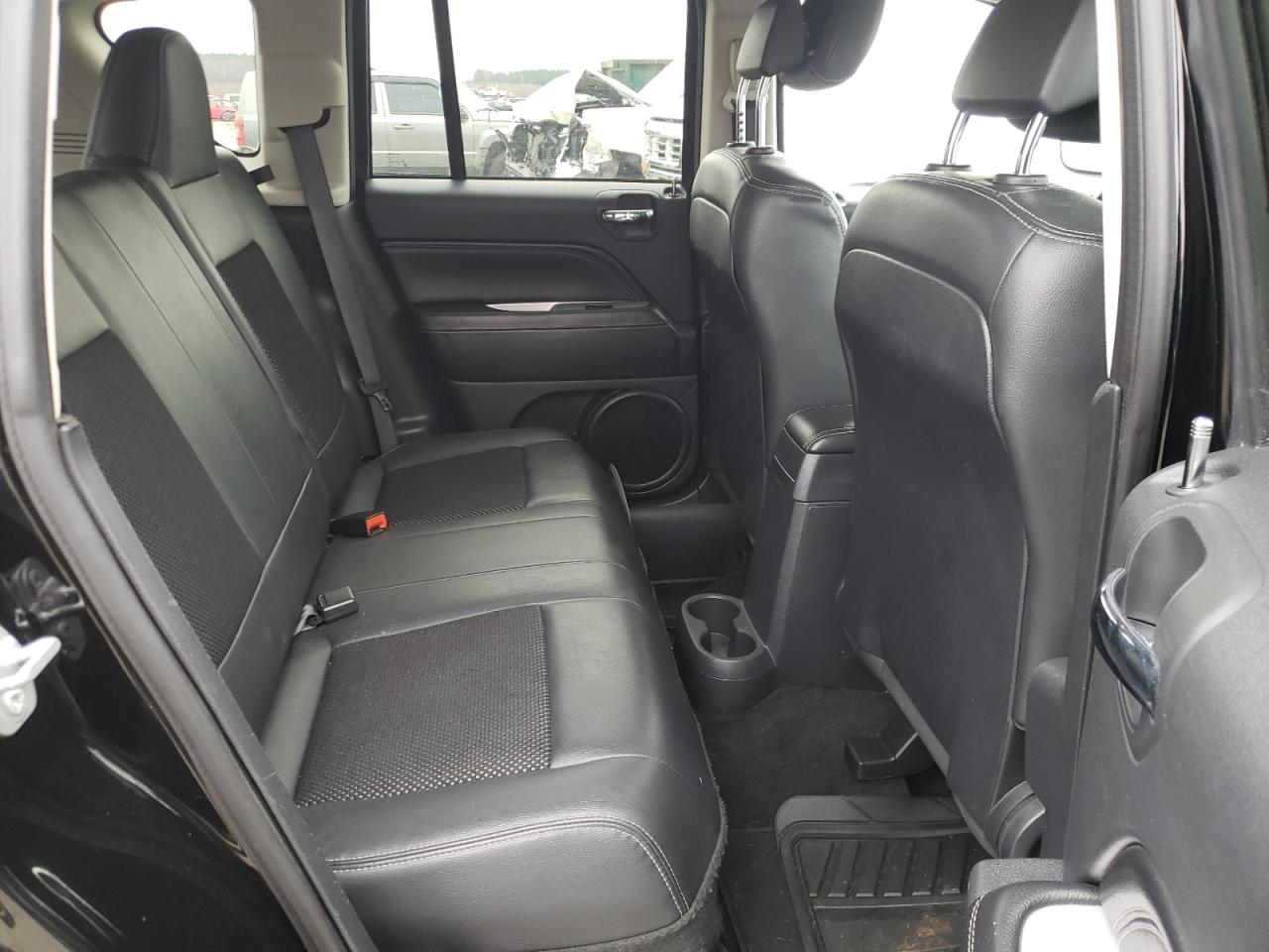 Photo 6 from auction – 2016 JEEP COMPASS LA with VIN 1C4NJCEA8GD769368