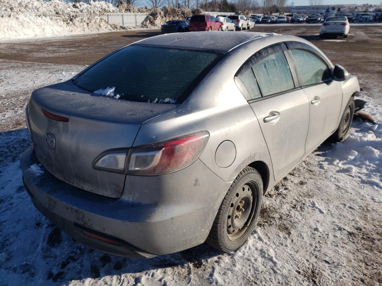 Photo 4 from auction – 2011 MAZDA 3 I with VIN JM1BL1VF3B1356961