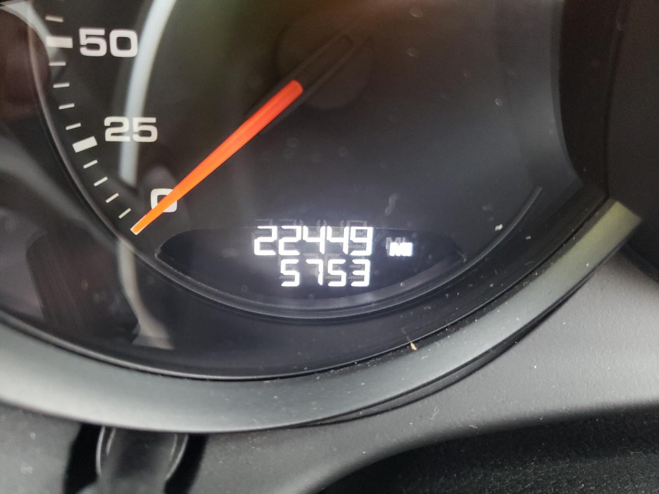 Photo 8 from auction – 2015 PORSCHE CAYMAN S with VIN WP0AB2A84FK184127