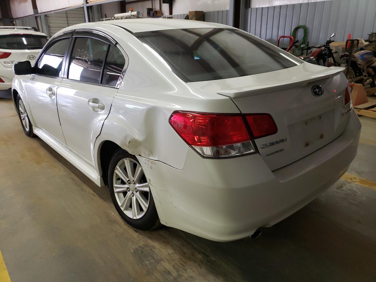 Photo 9 from auction – 2010 SUBARU LEGACY 2.5 with VIN 4S3BMCC63A3231747