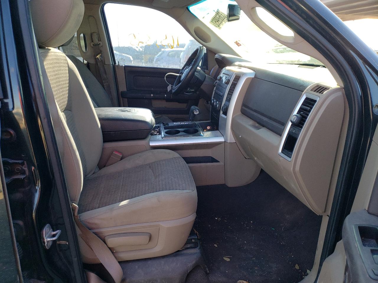 Photo 5 from auction – 2010 DODGE RAM 1500 with VIN 1D7RB1GT9AS115408