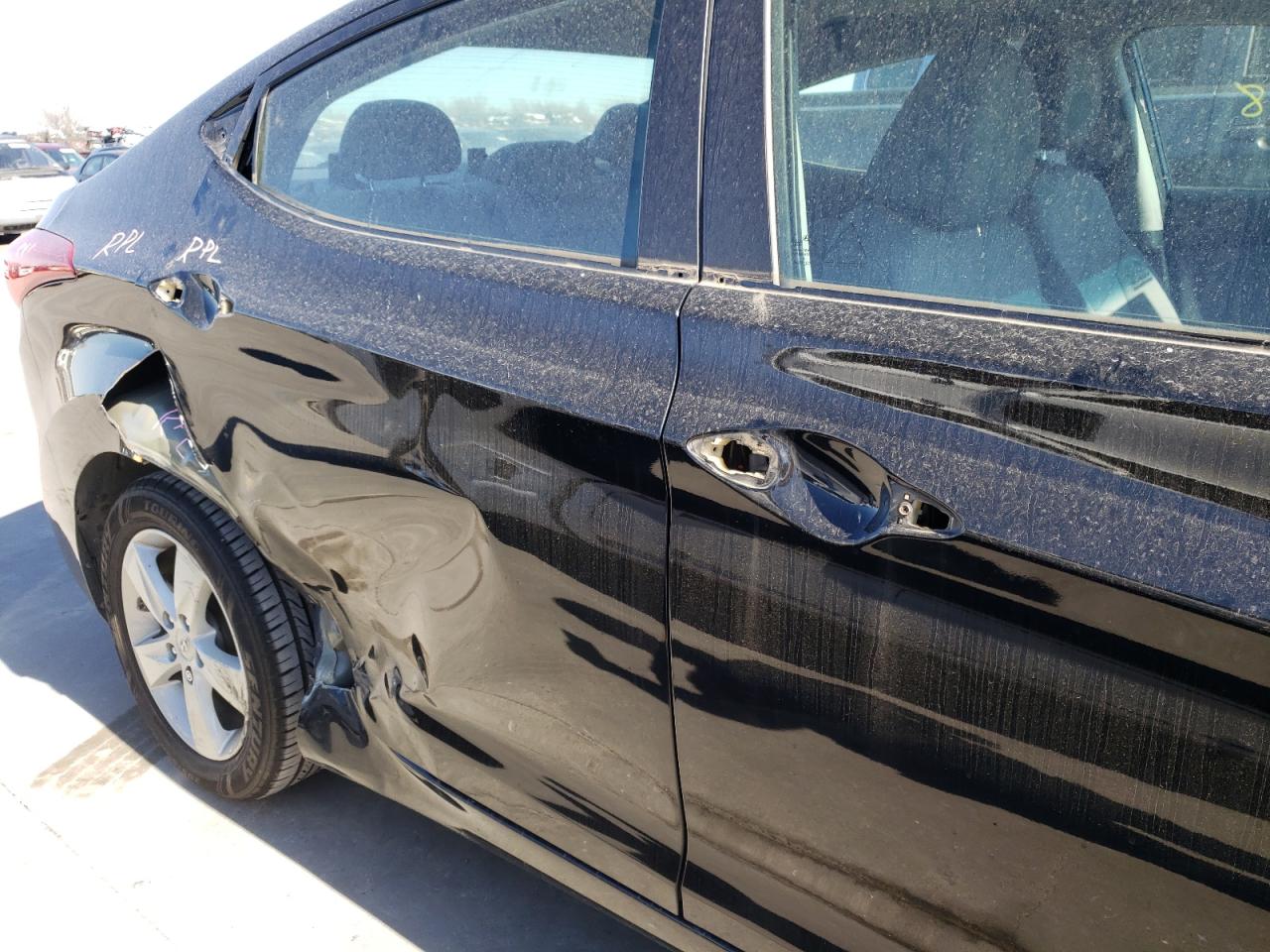 Photo 9 from auction – 2011 HYUNDAI ELANTRA GL with VIN 5NPDH4AE4BH015165
