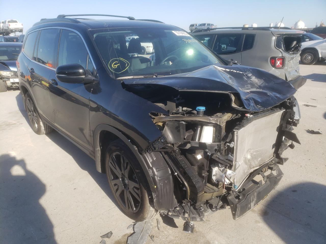 HONDA PILOT SE 2021 with VIN 5FNYF5H23MB032601 - Photo from auction