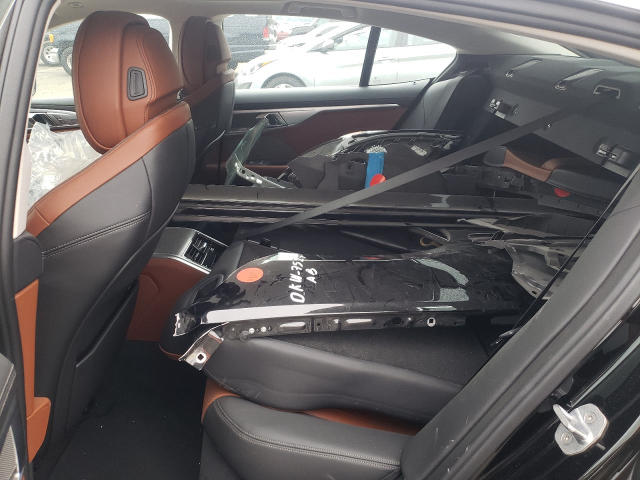 Photo 6 from auction – 2020 BMW 840XI with VIN WBAGV4C02LCD68279