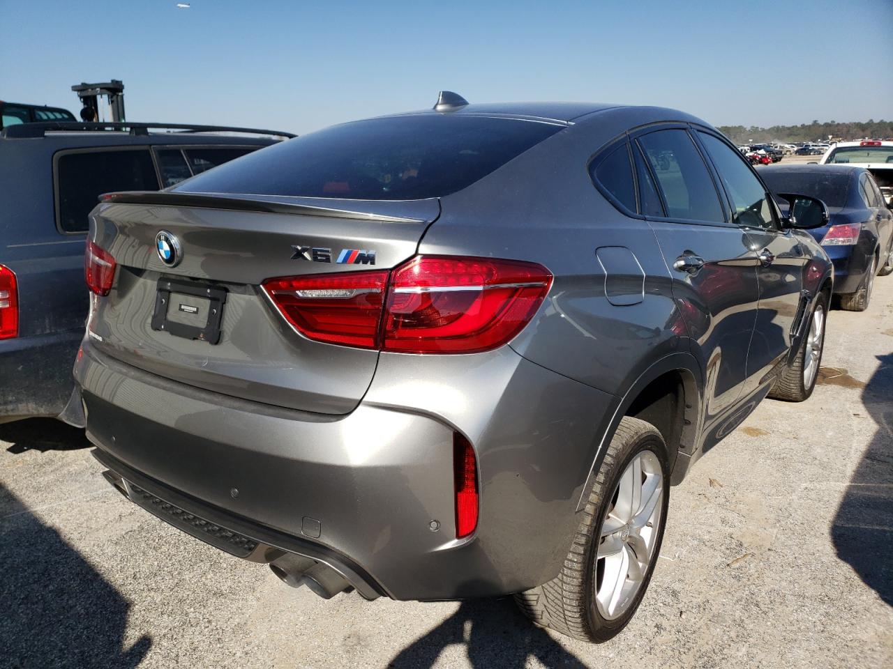 Photo 4 from auction – 2019 BMW X6 M with VIN 5YMKW8C59KLR38374