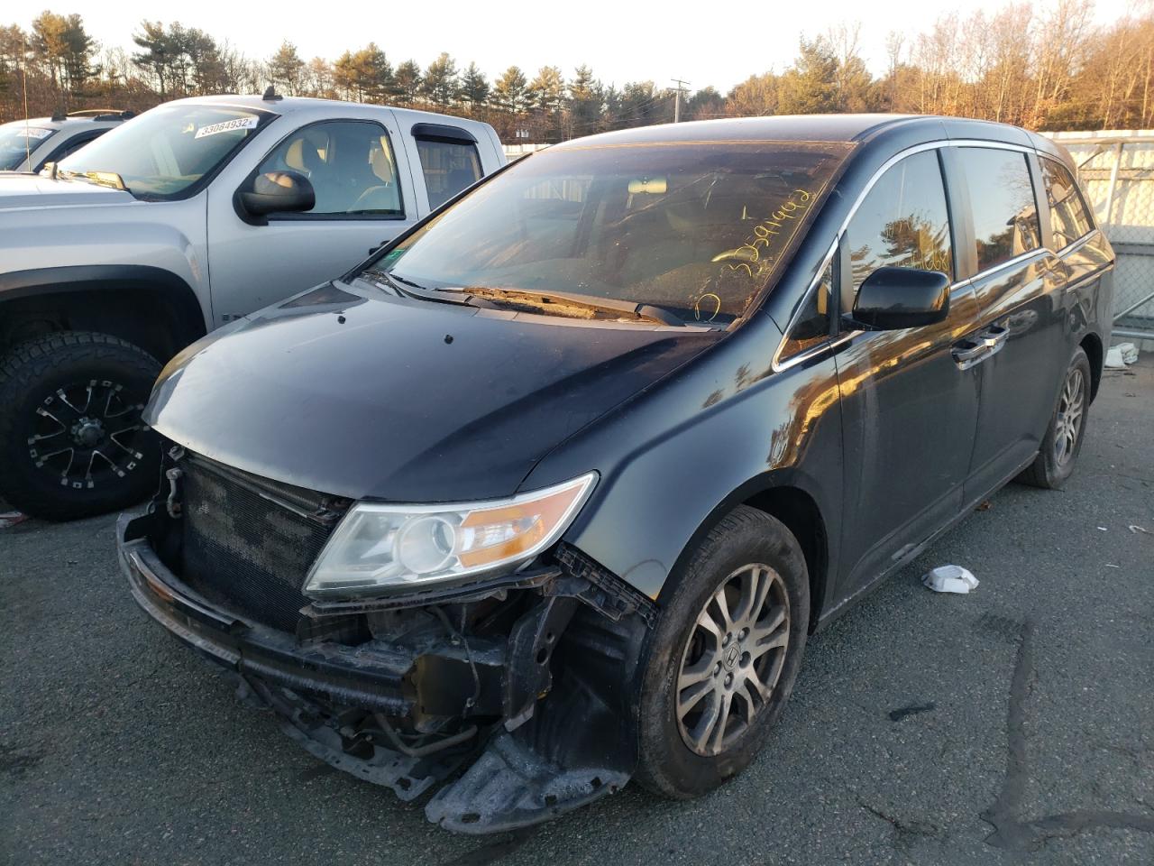 Photo 2 from auction – 2012 HONDA ODYSSEY EX with VIN 5FNRL5H49CB067155