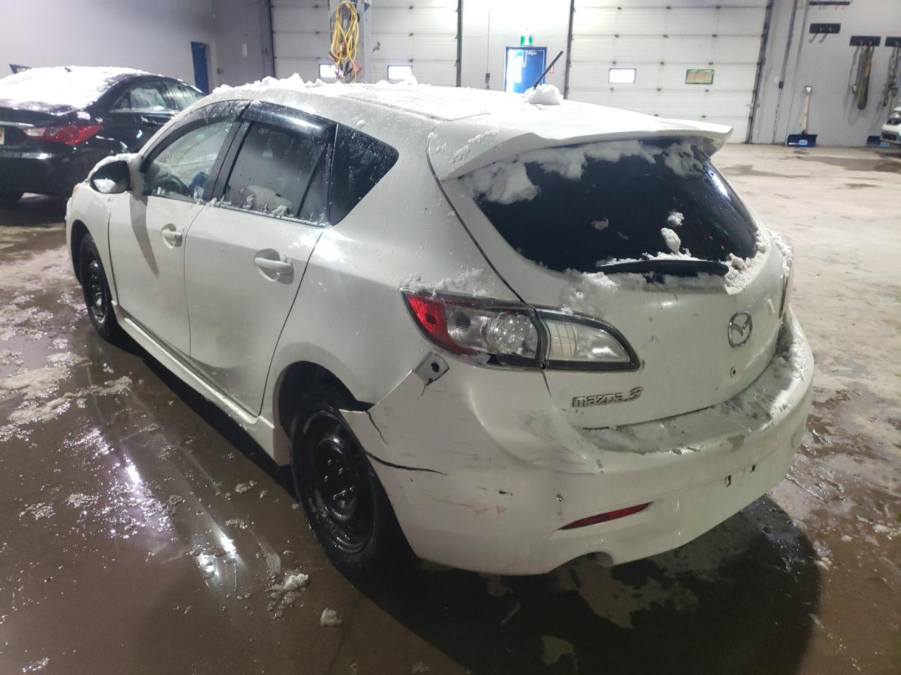 Foto 3 de la subasta – 2011 MAZDA 3 S con VIN JM1BL1L59B1496913