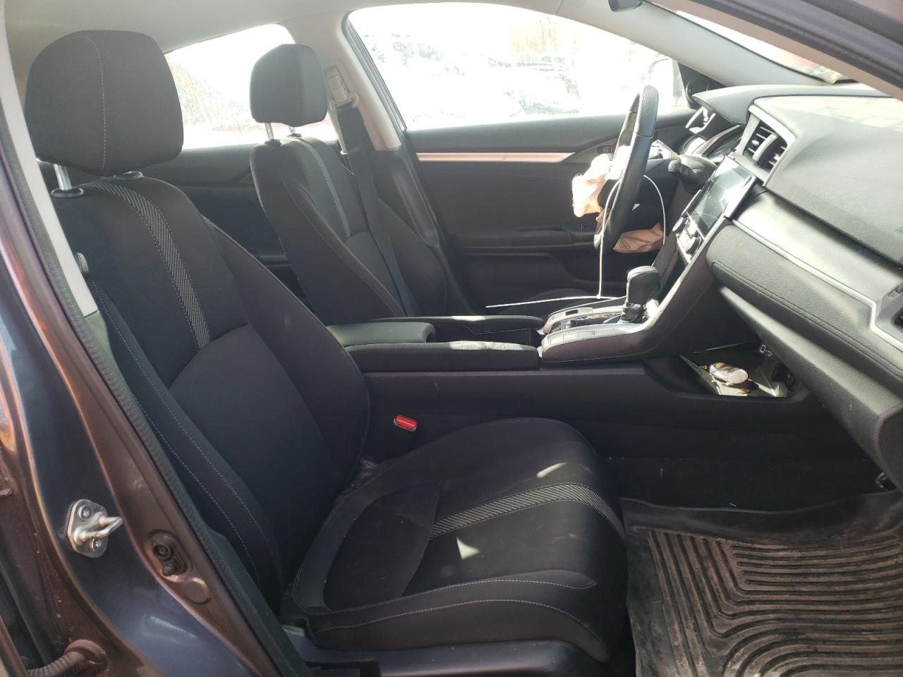 Photo 5 from auction – 2016 HONDA CIVIC EX with VIN 2HGFC2F89GH508775