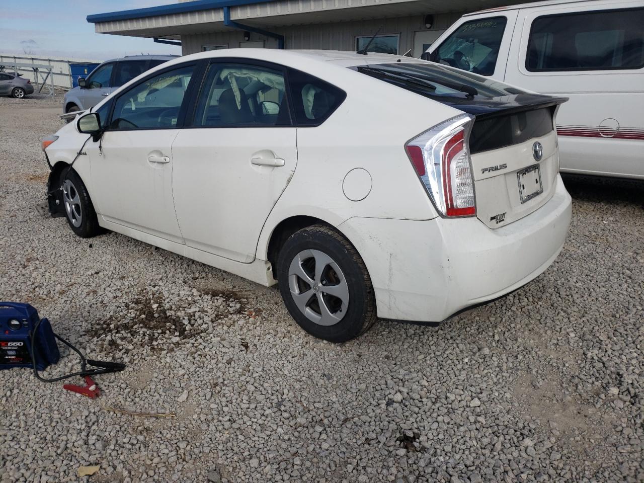 Photo 3 from auction – 2013 TOYOTA PRIUS with VIN JTDKN3DU2D0353306