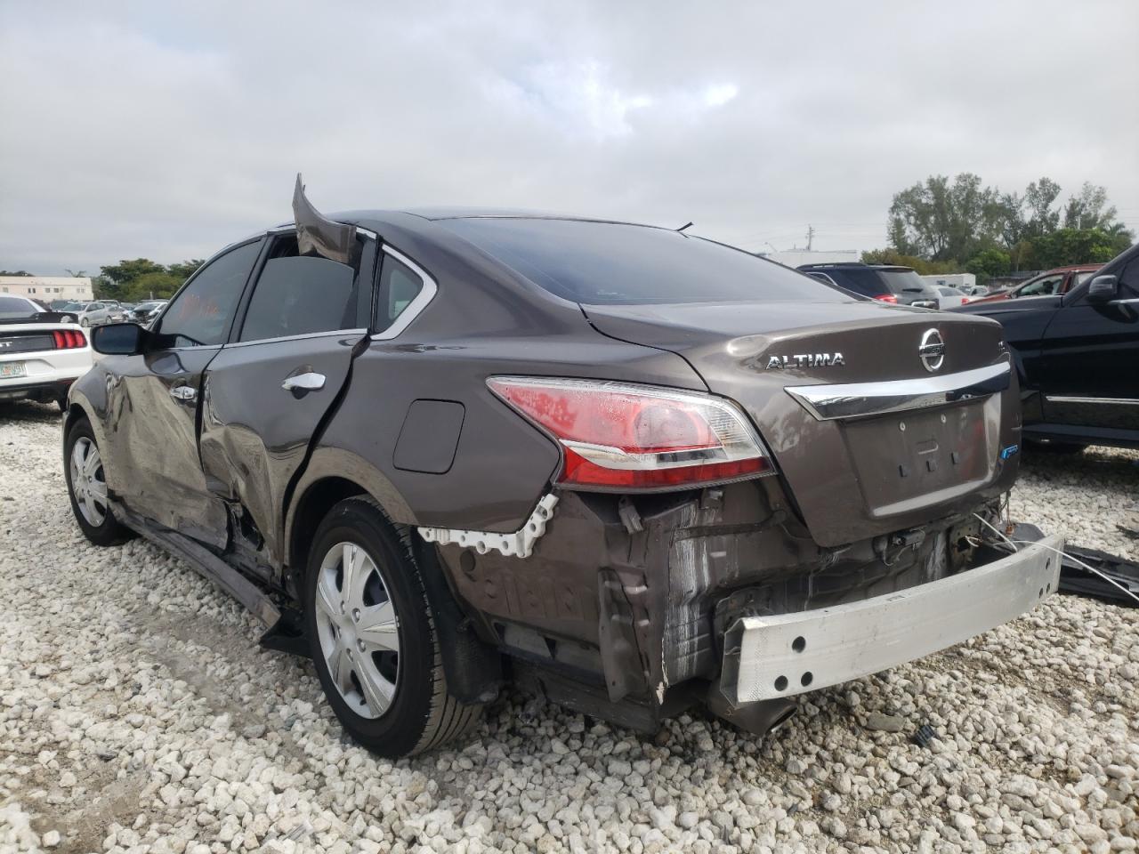 Photo 3 from auction – 2014 NISSAN ALTIMA 2.5 with VIN 1N4AL3AP7EN213035