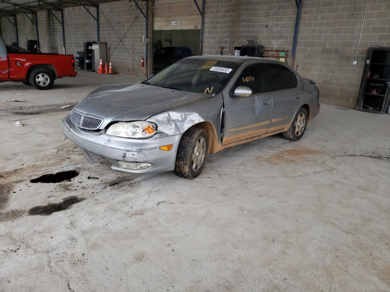 Photo 2 from auction – 2001 INFINITI I30 with VIN JNKCA31A61T035997