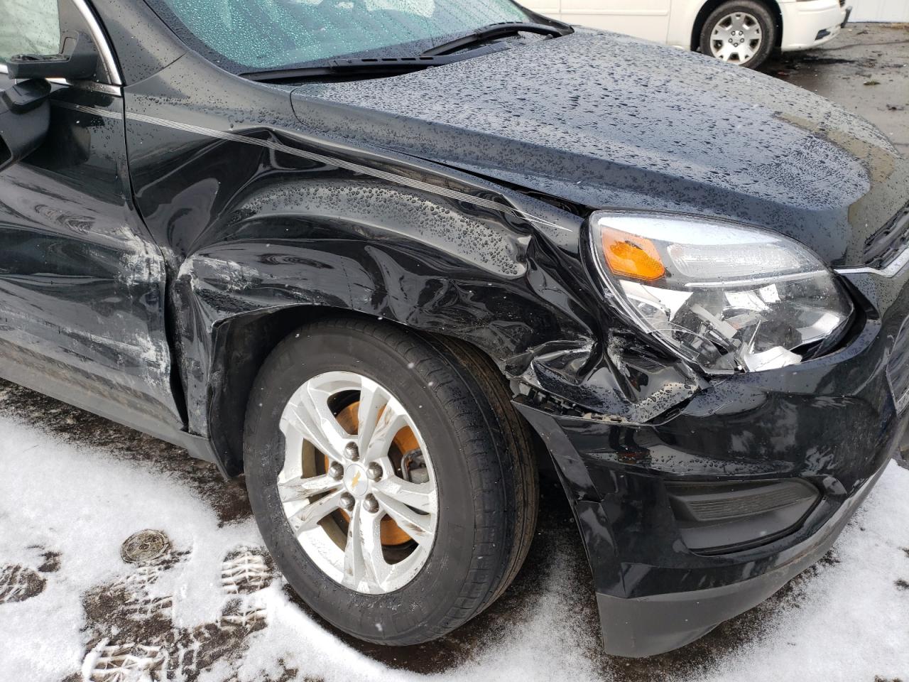Photo 9 from auction – 2016 CHEVROLET EQUINOX LS with VIN 2GNFLEEK2G6174282