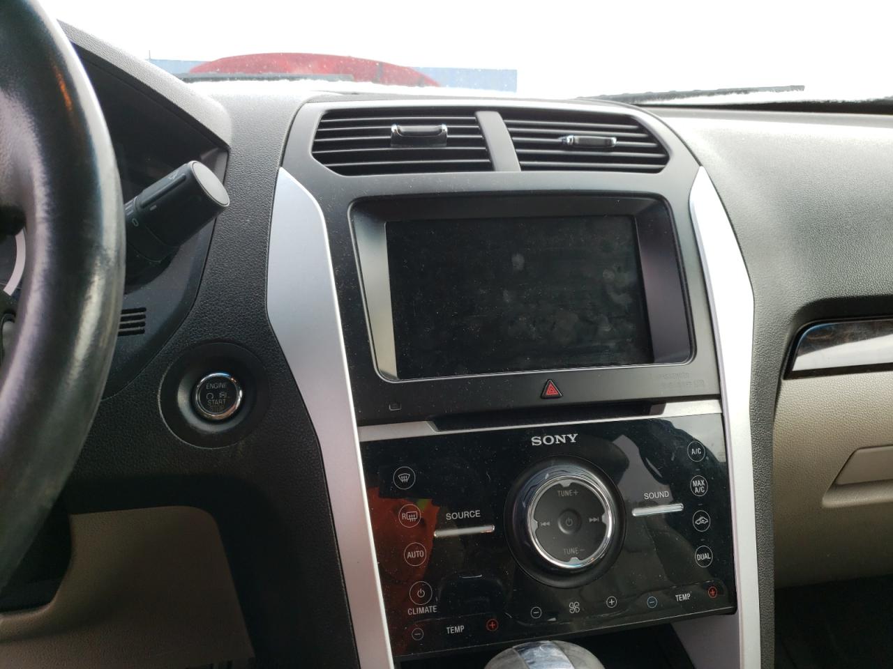 Photo 9 from auction – 2014 FORD EXPLORER L with VIN 1FM5K8F87EGA31977