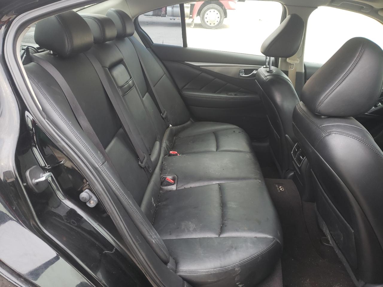 Photo 6 from auction – 2014 INFINITI Q50 BASE with VIN JN1BV7AR8EM705051