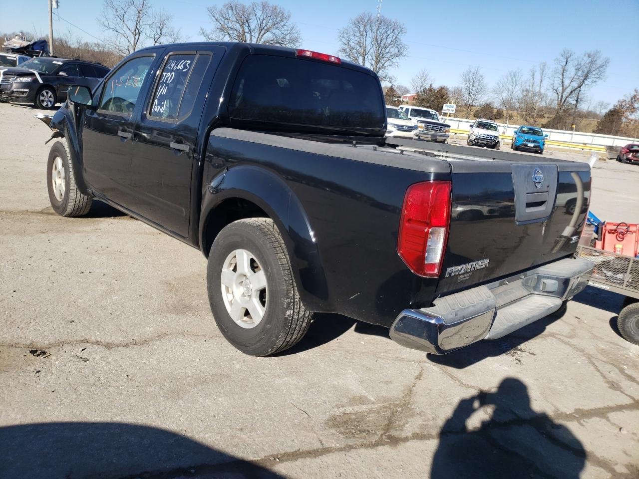 Photo 3 from auction – 2005 NISSAN FRONTIER C with VIN 1N6AD07UX5C417937