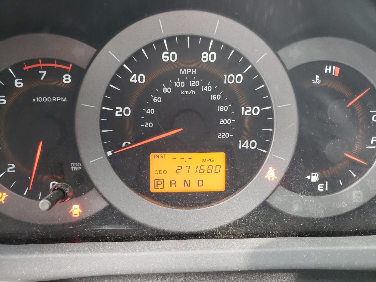 Photo 8 from auction – 2011 TOYOTA RAV4 with VIN 2T3BF4DV1BW117718