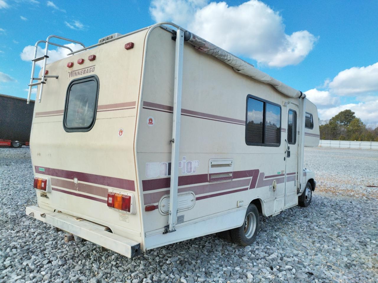 Photo 4 from auction – 1990 OTHR WINNEBAGO with VIN JT5VN94T6L0019569