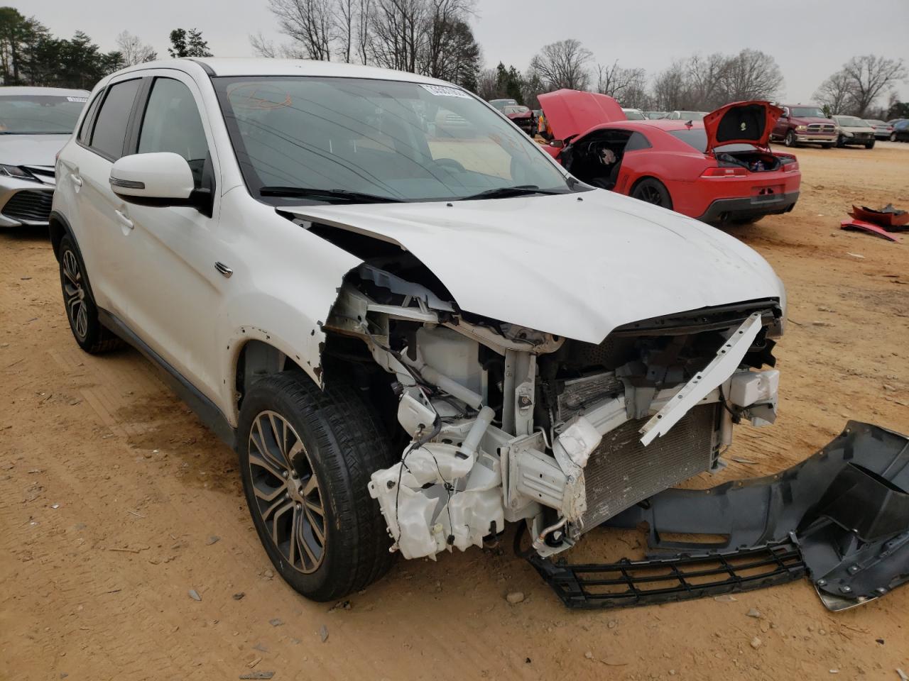 MITSUBISHI OUTLANDER 2017 with VIN JA4AR3AU8HZ068948 - Photo from auction