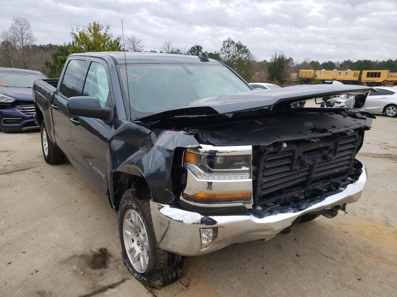 CHEVROLET SILVERADO 2017 with VIN 3GCPCREC6HG438512 - Photo from auction