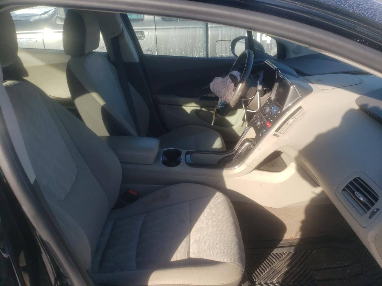 Photo 5 from auction – 2013 CHEVROLET VOLT with VIN 1G1RA6E47DU111042