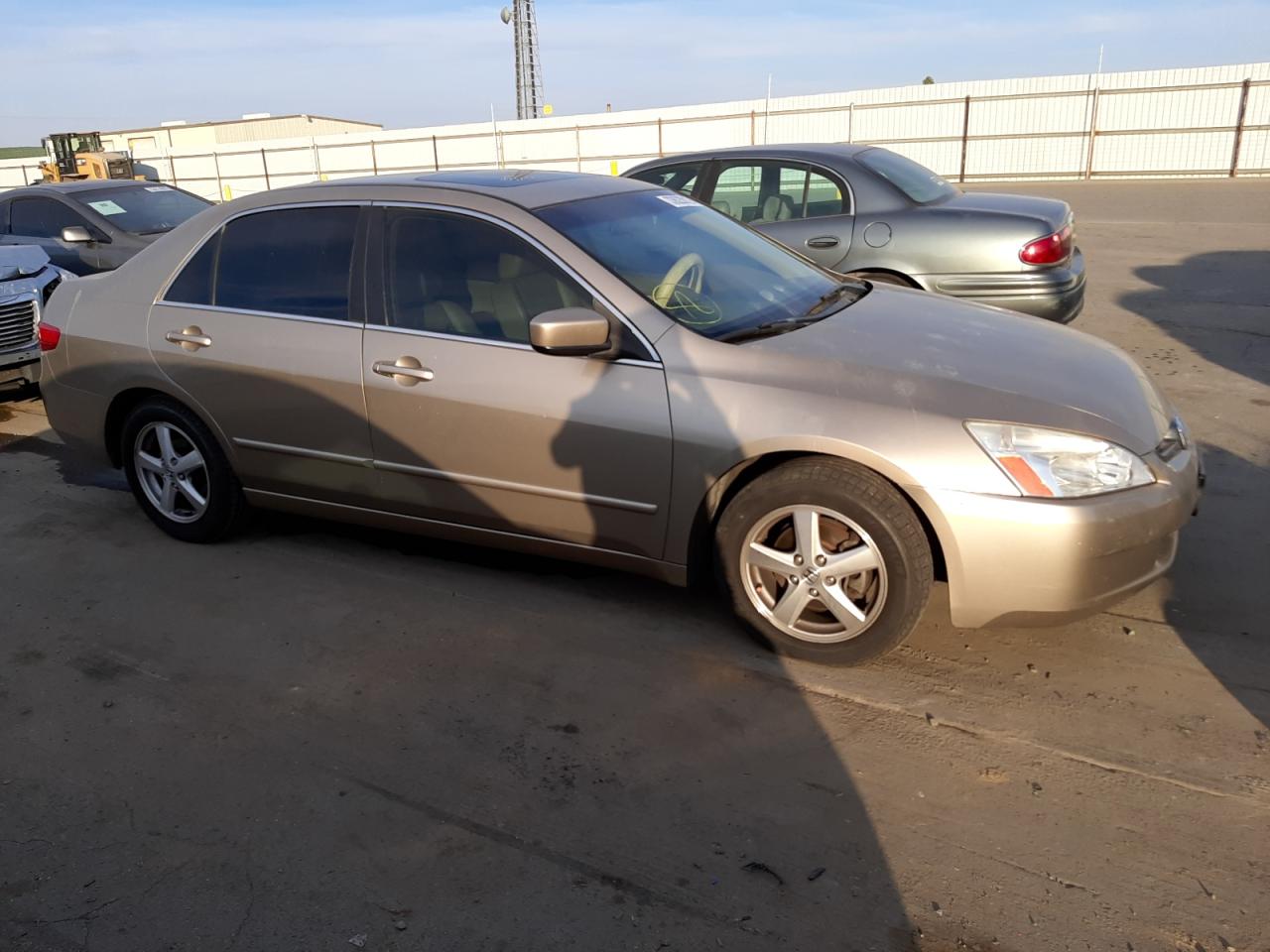Photo 9 from auction – 2005 HONDA ACCORD EX with VIN JHMCM56835C001563