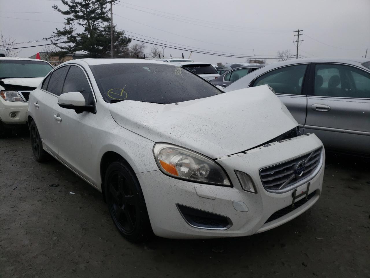 VOLVO S60 T5 2012 with VIN YV1622FS8C2124979 - Photo from auction