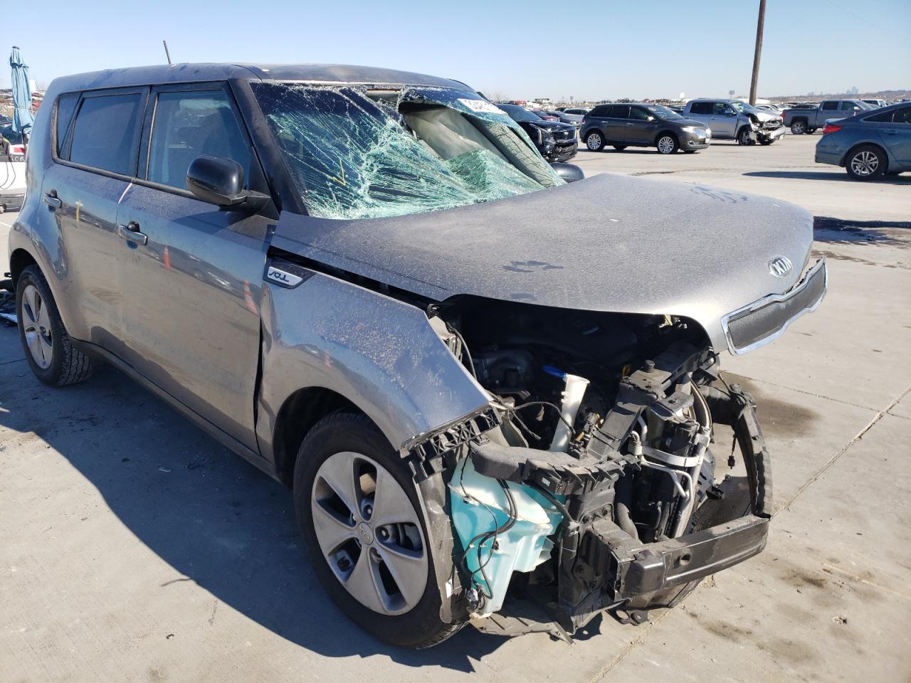 KIA SOUL 2015 with VIN KNDJN2A2XF7220926 - Photo from auction