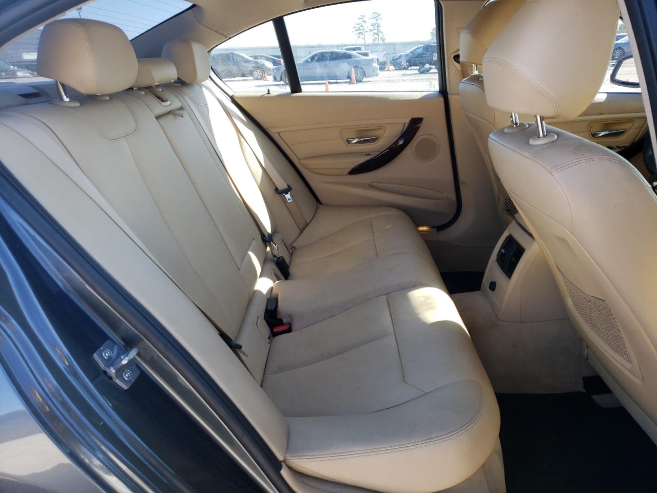 Photo 6 from auction – 2013 BMW 328 I SULE with VIN WBA3C1C57DF439813