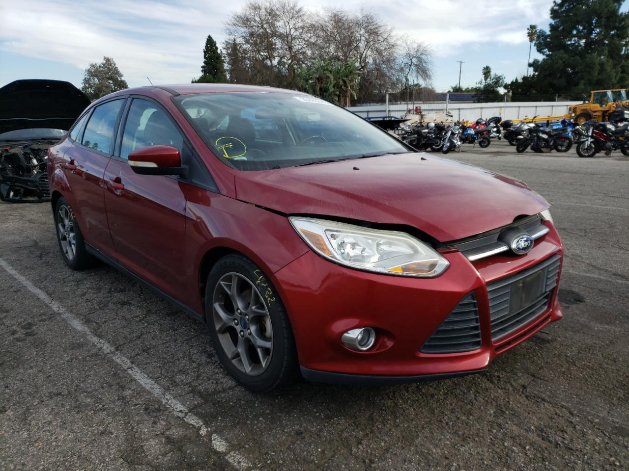 FORD FOCUS SE 2013 с VIN 1FADP3F27DL198707 - Фото с аукциона