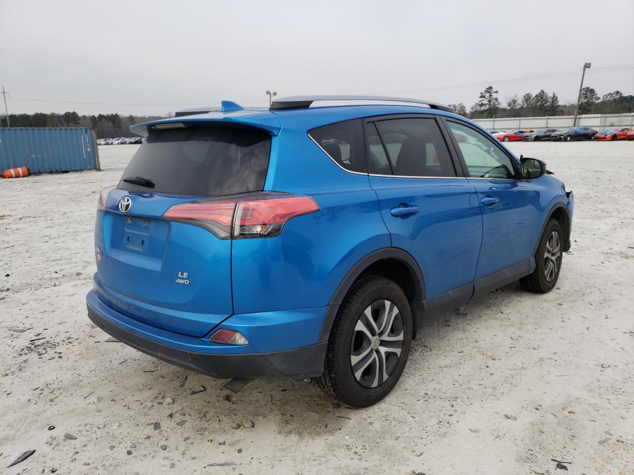Photo 4 from auction – 2017 TOYOTA RAV4 LE with VIN 2T3BFREV0HW560169